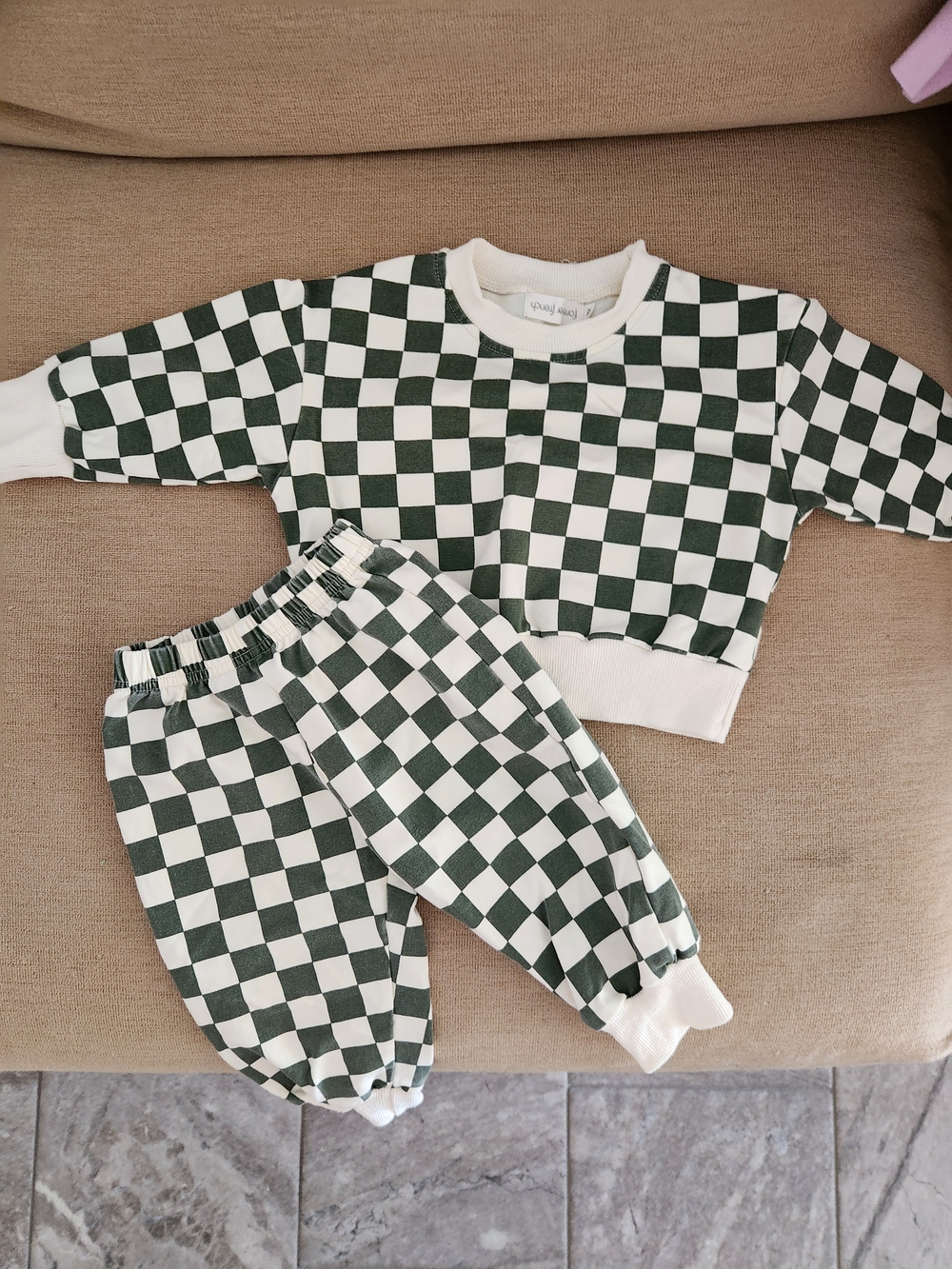 Kids Checkerboard Green and White Pajama Set with Ribbed Cuffs